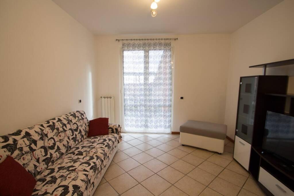 Appartamento Ristrutturato Con Terrazzo Варацце Екстер'єр фото